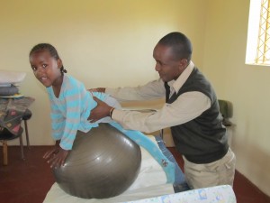 Physiotherapeut bei der Arbeit